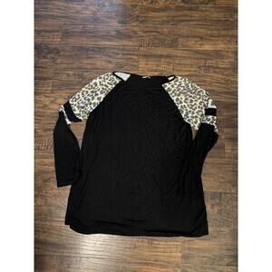 Heimish Tunic Shirt Women’s XL Leopard Black Long Sleeve Lightweight